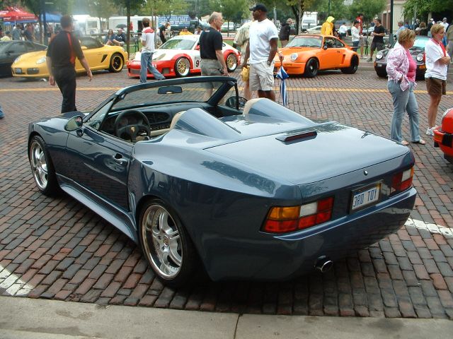 [Image: Oxford_car_show_7-25-09_002_640x480.JPG]